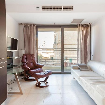 Stj - St Julian'S 1 Bedroom Prime Location San Ġiljan Kültér fotó