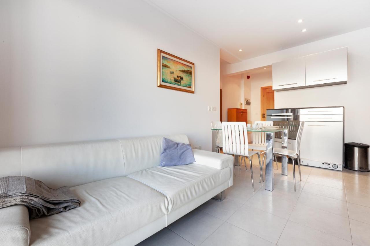 Stj - St Julian'S 1 Bedroom Prime Location San Ġiljan Kültér fotó