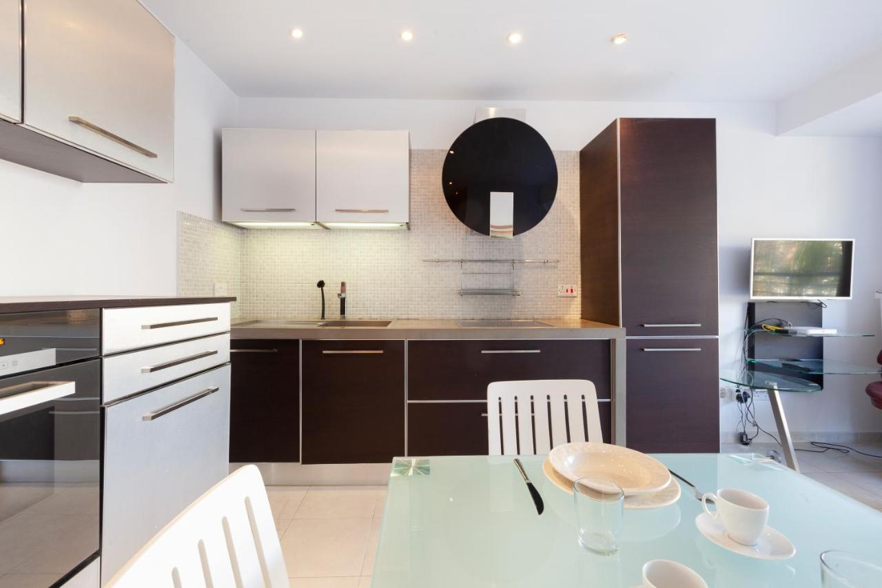 Stj - St Julian'S 1 Bedroom Prime Location San Ġiljan Kültér fotó
